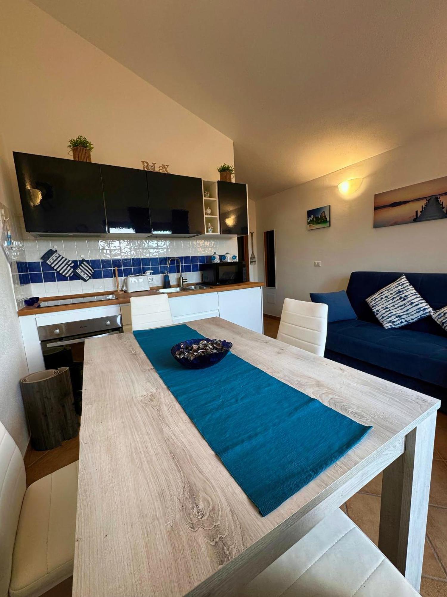 Case Vacanze A Santa Teresa Di Gallura מראה חיצוני תמונה
