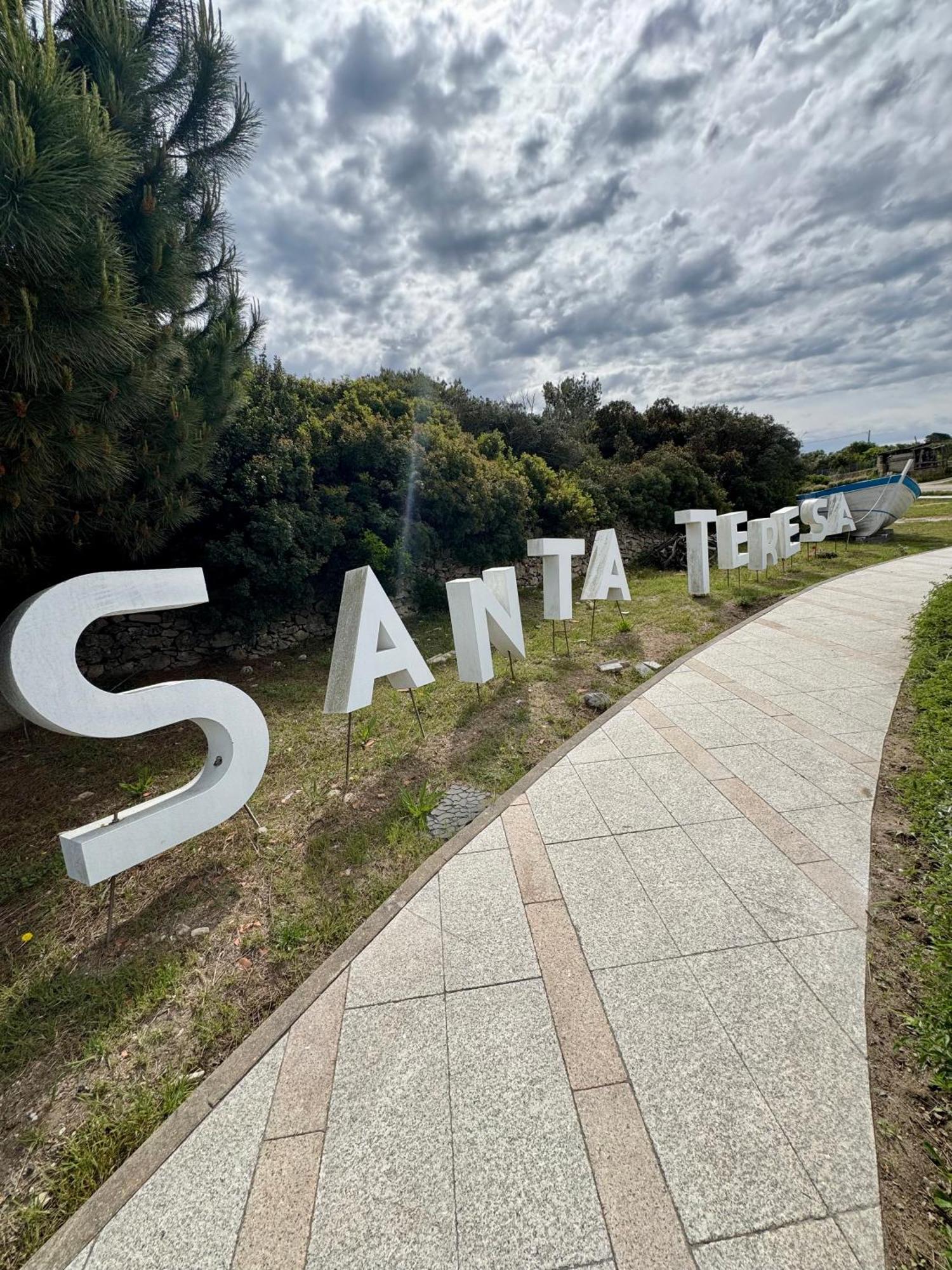 Case Vacanze A Santa Teresa Di Gallura מראה חיצוני תמונה
